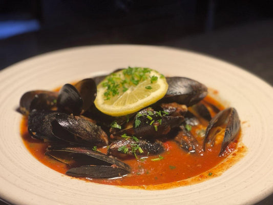 Cozze Alla Diavola - Spicy Mussels - Vincenzo's Kitchen
